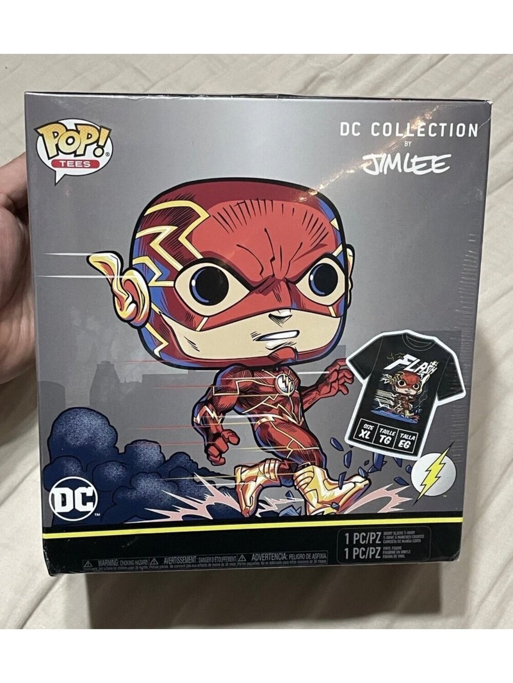 Funko Pop! DC Collection The Flash Vinyl Figure & Tee Shirt by Jim Lee, Size Xl